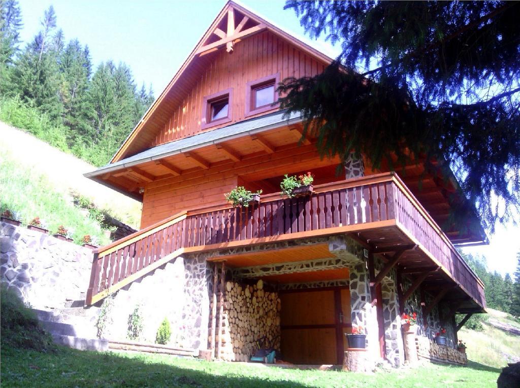 Chata Alia Liptovská Sielnica Exterior photo